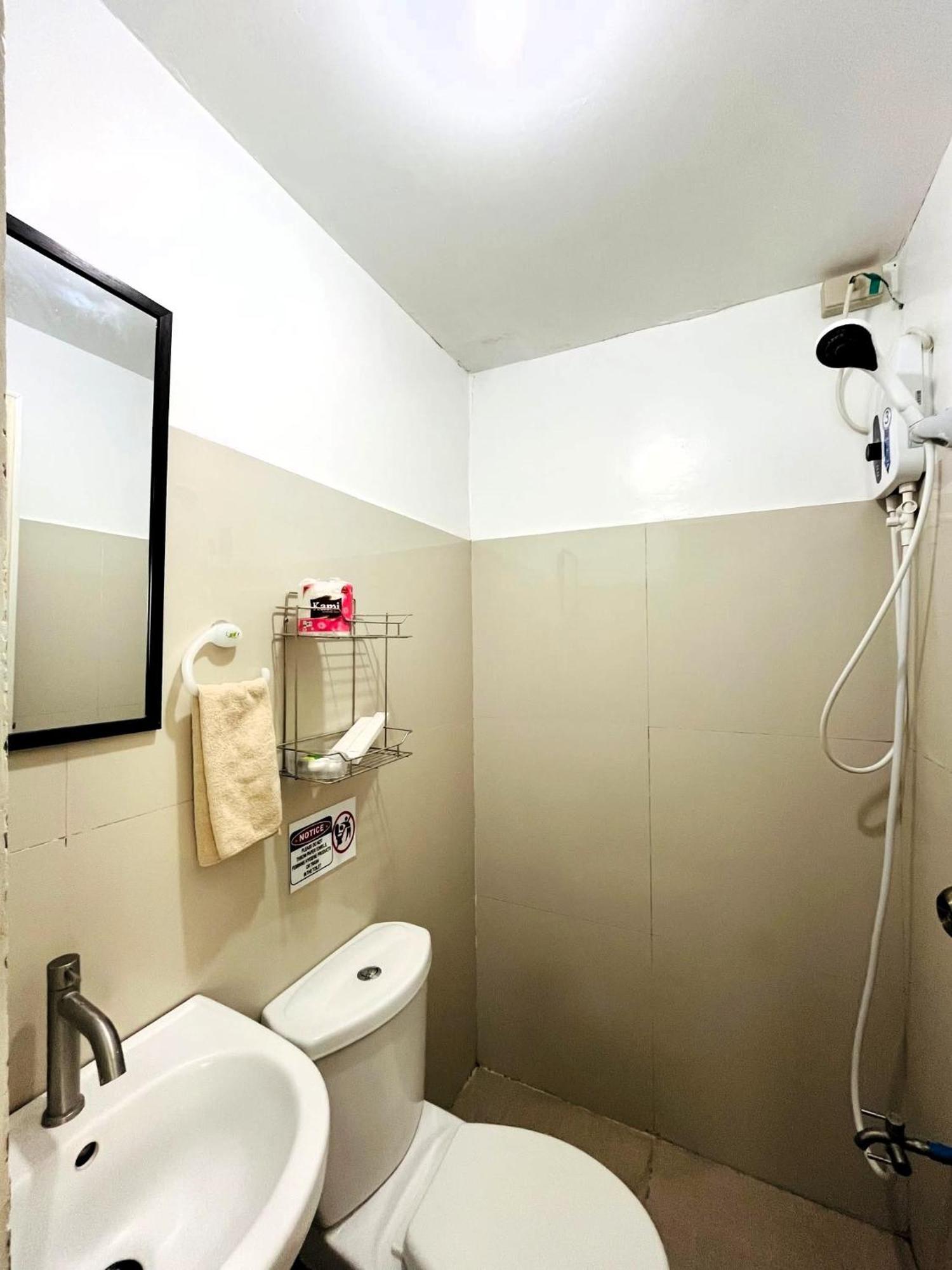 General Santos City Gensan Homey Apartment מראה חיצוני תמונה